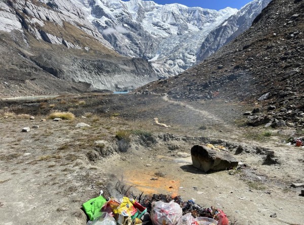 पर्यटकीयस्थल हम्पालमा पदमार्ग निर्माण