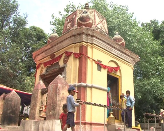 राजापानी सिद्धेश्वर महादेव मन्दिर ओझेलमा