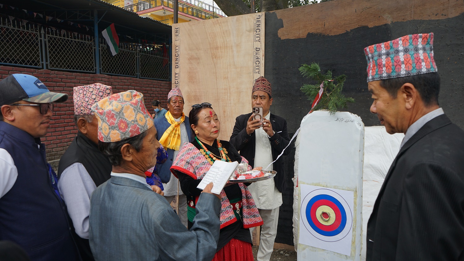 थकाली समुदायमा ‘तोरन ल्ह’ पर्वको रौनक