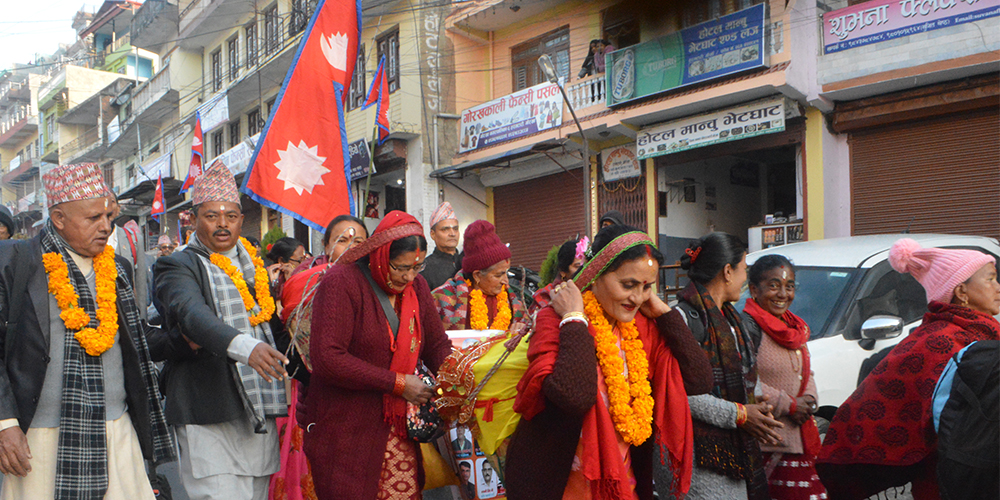 गोरखनाथदेखि गोरखपुरसम्म खिचडी यात्रा गर्दै गोरखा नगरपालिका