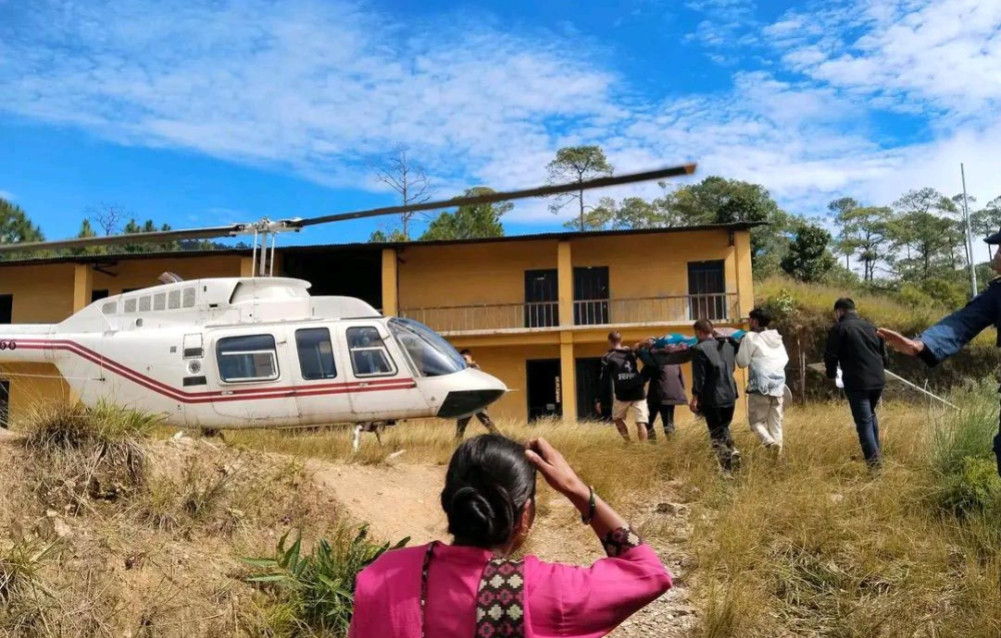 अछाममा सुत्केरीको हेलिकप्टरमार्फत उद्धार